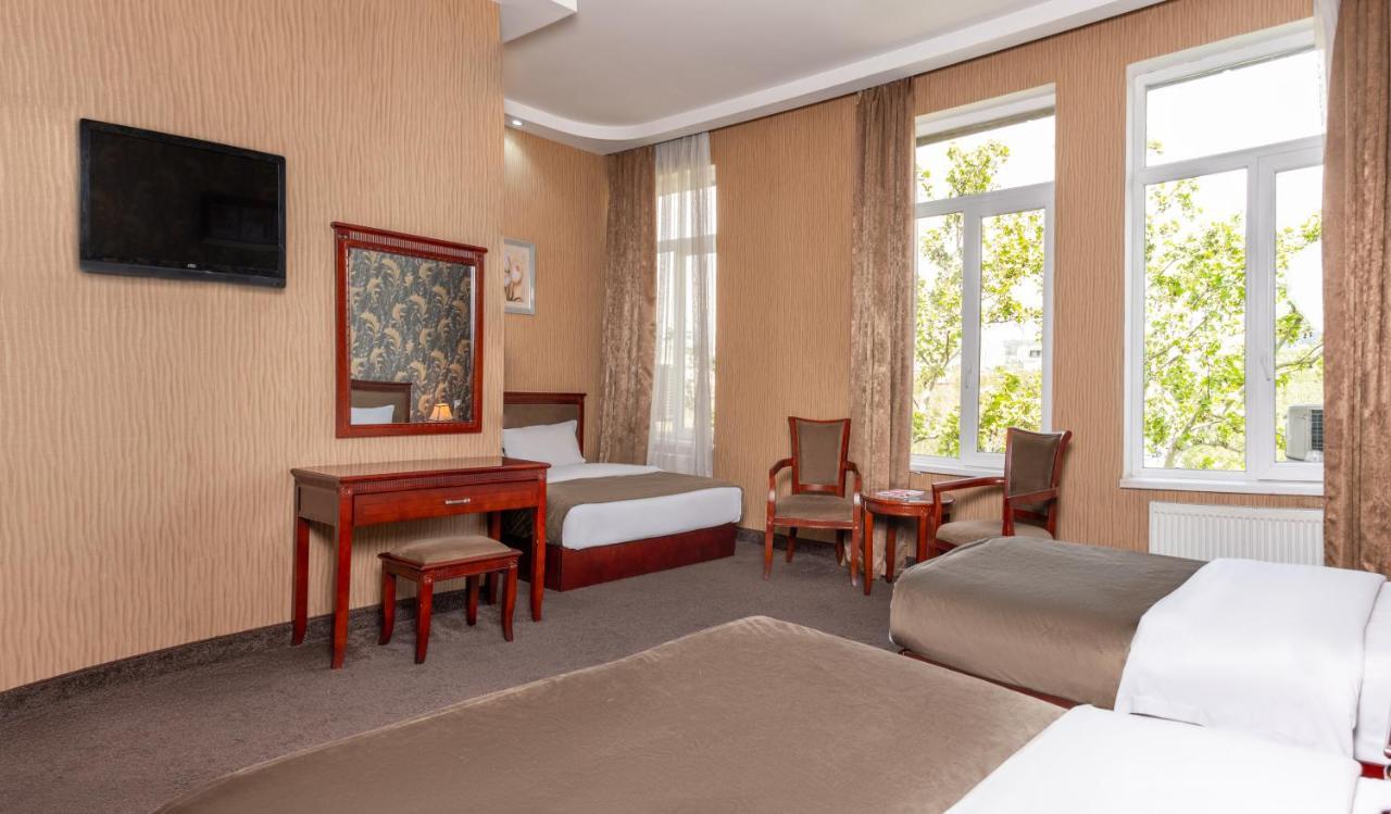 Margo Palace Hotel Tiflis Exterior foto