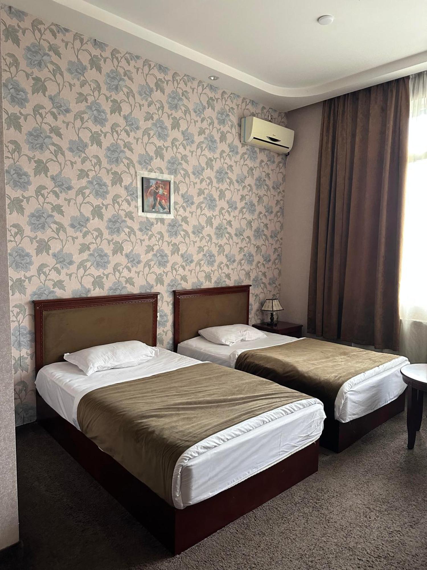 Margo Palace Hotel Tiflis Exterior foto